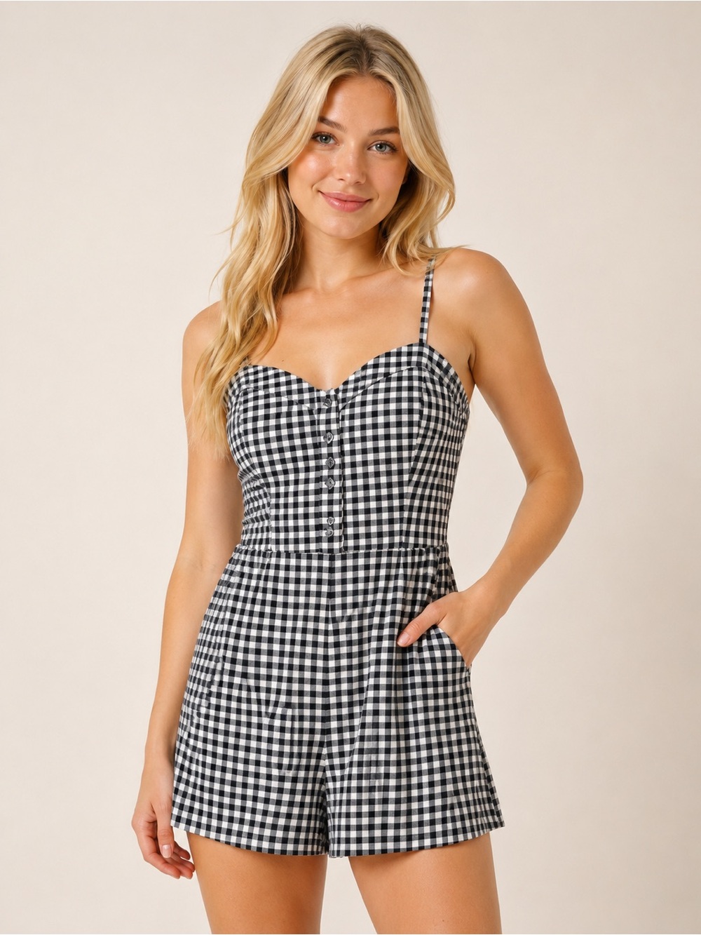 Abercrombie & Fitch Gingham Romper Sweetheart Neck 25574